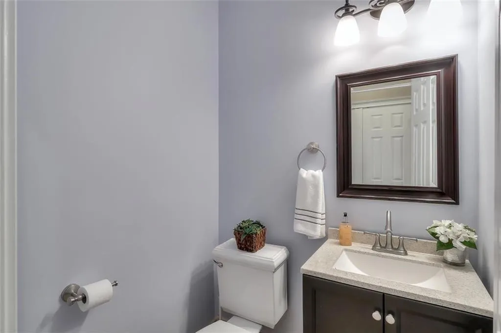 6225 Glen Oaks Lane, Sandy Springs, Georgia 30328, 4 Bedrooms Bedrooms, ,3 BathroomsBathrooms,Residential,Sold,6225 Glen Oaks Lane,6626175