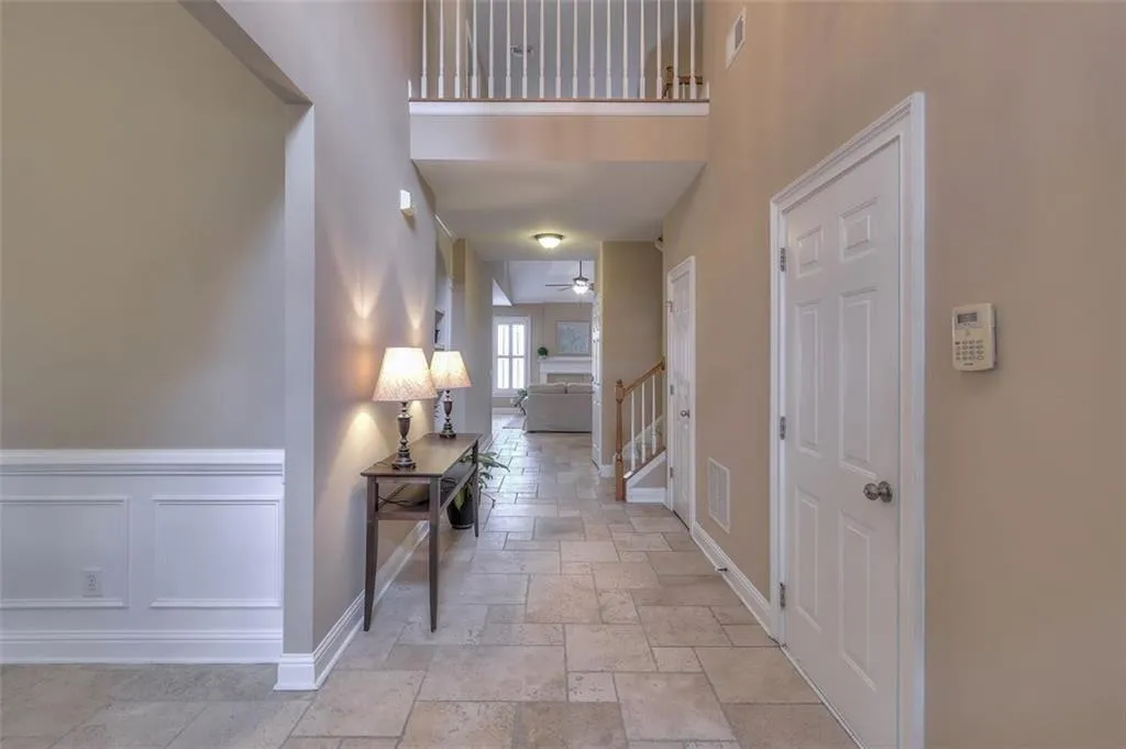 6225 Glen Oaks Lane, Sandy Springs, Georgia 30328, 4 Bedrooms Bedrooms, ,3 BathroomsBathrooms,Residential,Sold,6225 Glen Oaks Lane,6626175
