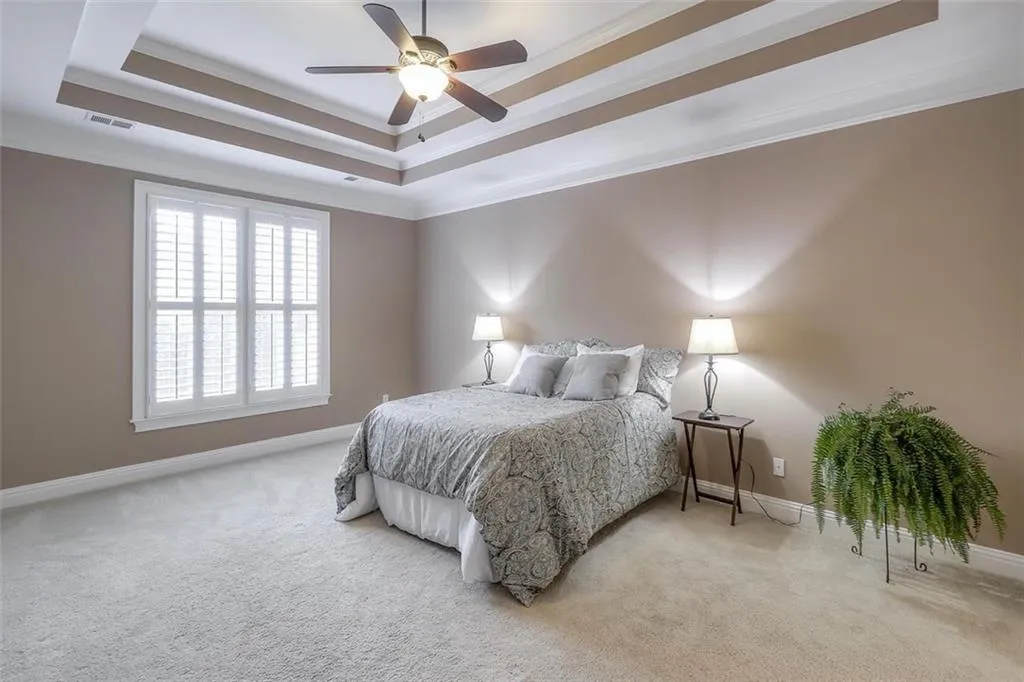 6225 Glen Oaks Lane, Sandy Springs, Georgia 30328, 4 Bedrooms Bedrooms, ,3 BathroomsBathrooms,Residential,Sold,6225 Glen Oaks Lane,6626175