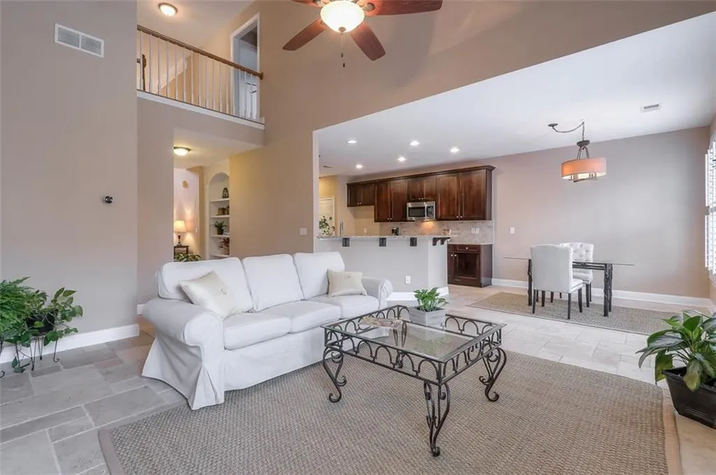 6225 Glen Oaks Lane, Sandy Springs, Georgia 30328, 4 Bedrooms Bedrooms, ,3 BathroomsBathrooms,Residential,Sold,6225 Glen Oaks Lane,6626175