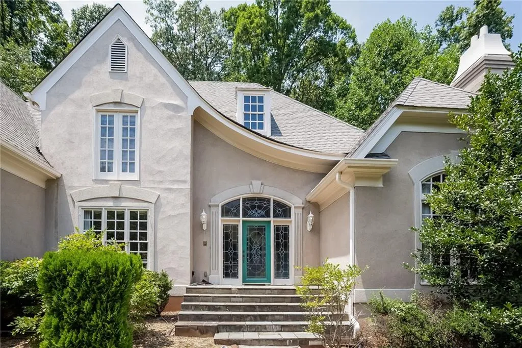 8210 Grogans Ferry Road, Sandy Springs, Georgia 30350, 5 Bedrooms Bedrooms, ,4 BathroomsBathrooms,Residential,Sold,8210 Grogans Ferry Road,5685654 8210 Grogans Ferry Road, Sandy Springs, Georgia 30350, 5 Bedrooms Bedrooms, ,4 BathroomsBathrooms,Residential,Sold,8210 Grogans Ferry Road,5685654