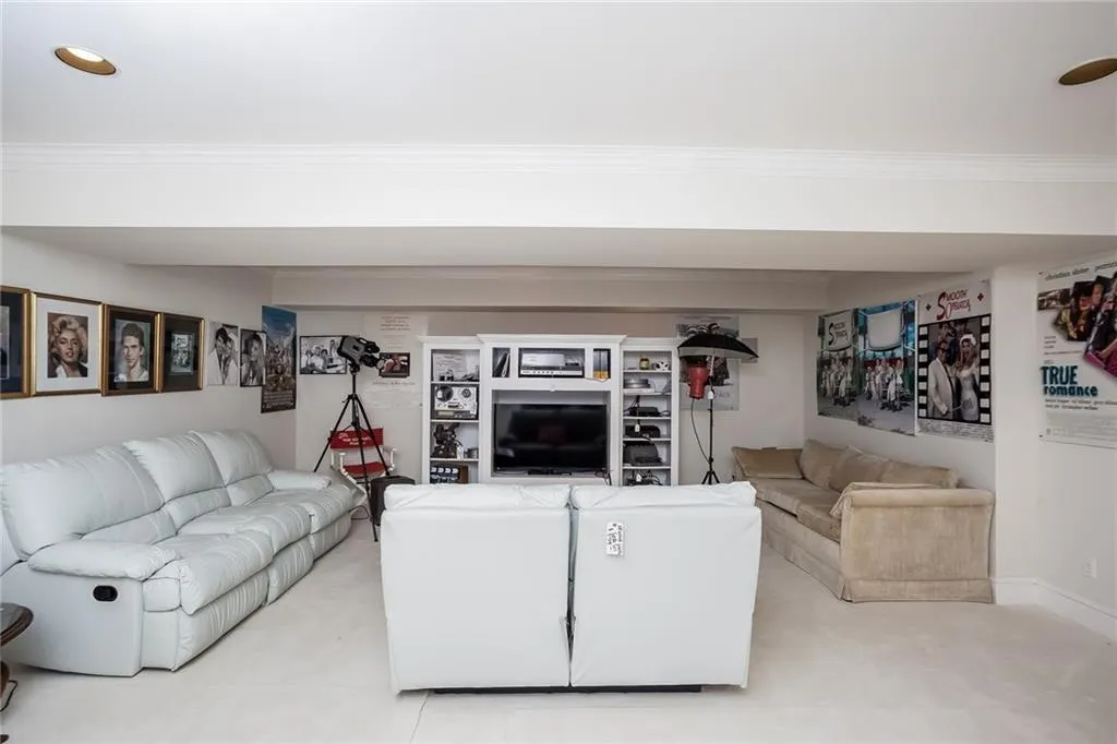 8210 Grogans Ferry Road, Sandy Springs, Georgia 30350, 5 Bedrooms Bedrooms, ,4 BathroomsBathrooms,Residential,Sold,8210 Grogans Ferry Road,5685654 8210 Grogans Ferry Road, Sandy Springs, Georgia 30350, 5 Bedrooms Bedrooms, ,4 BathroomsBathrooms,Residential,Sold,8210 Grogans Ferry Road,5685654