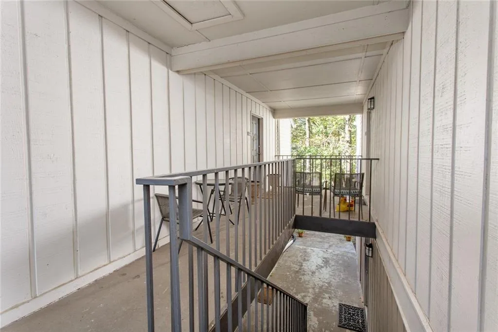 4006 Wingate Way, Sandy Springs, Georgia 30350, 1 Bedroom Bedrooms, ,1 BathroomBathrooms,Residential,Sold,4006 Wingate Way,6804356