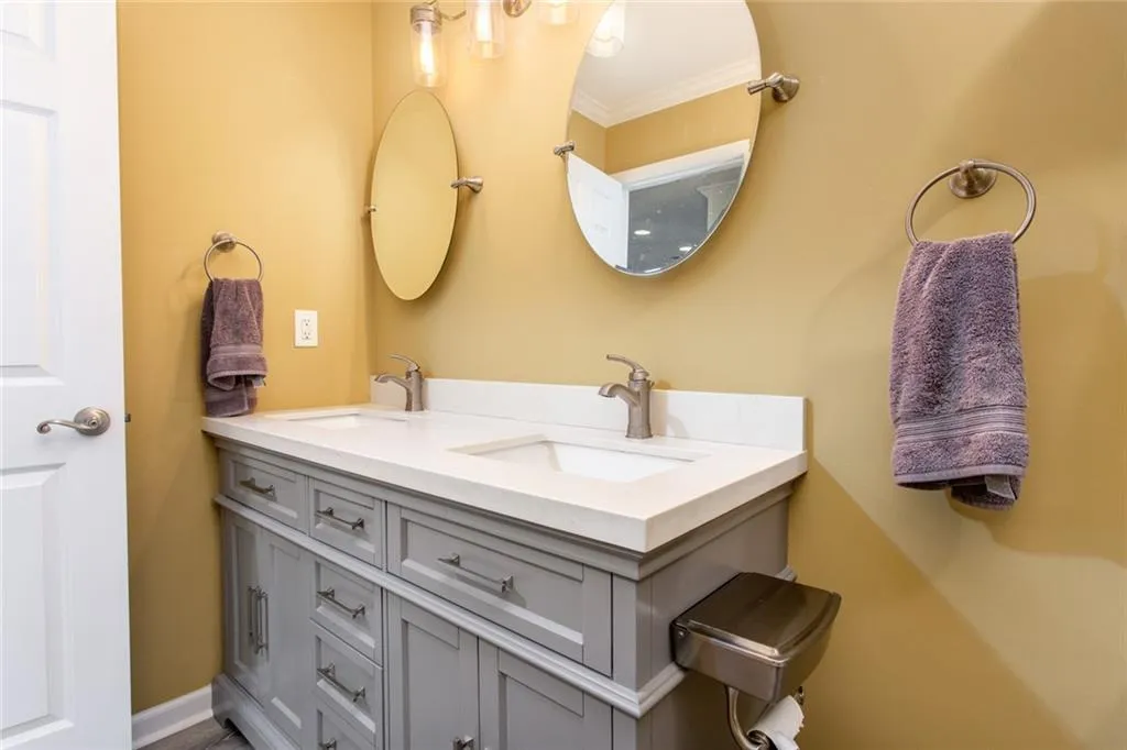 4006 Wingate Way, Sandy Springs, Georgia 30350, 1 Bedroom Bedrooms, ,1 BathroomBathrooms,Residential,Sold,4006 Wingate Way,6804356