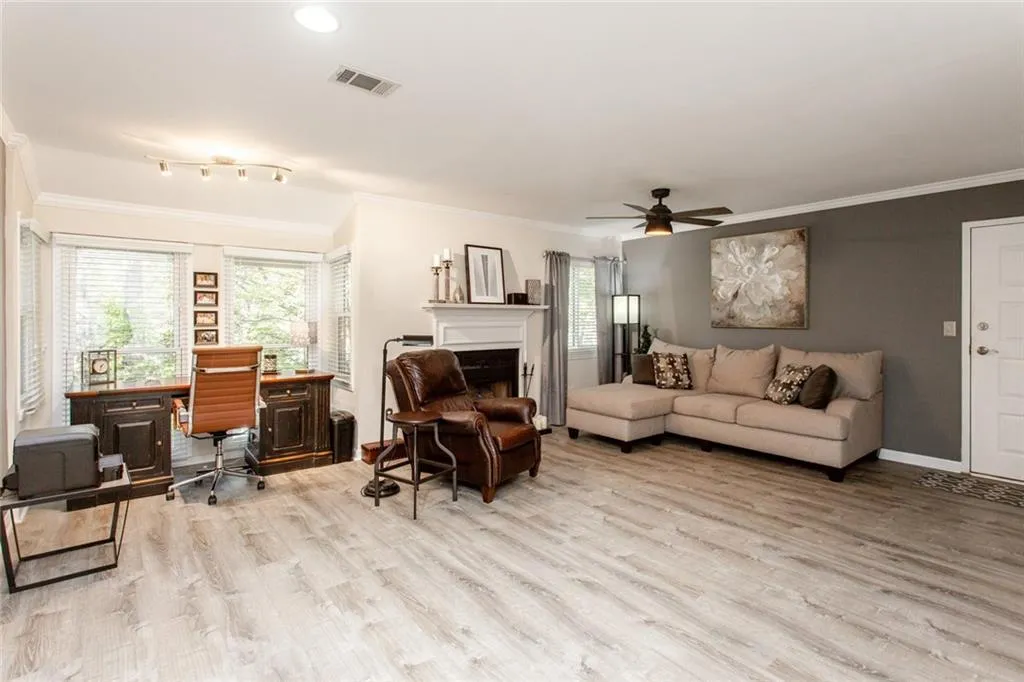 4006 Wingate Way, Sandy Springs, Georgia 30350, 1 Bedroom Bedrooms, ,1 BathroomBathrooms,Residential,Sold,4006 Wingate Way,6804356