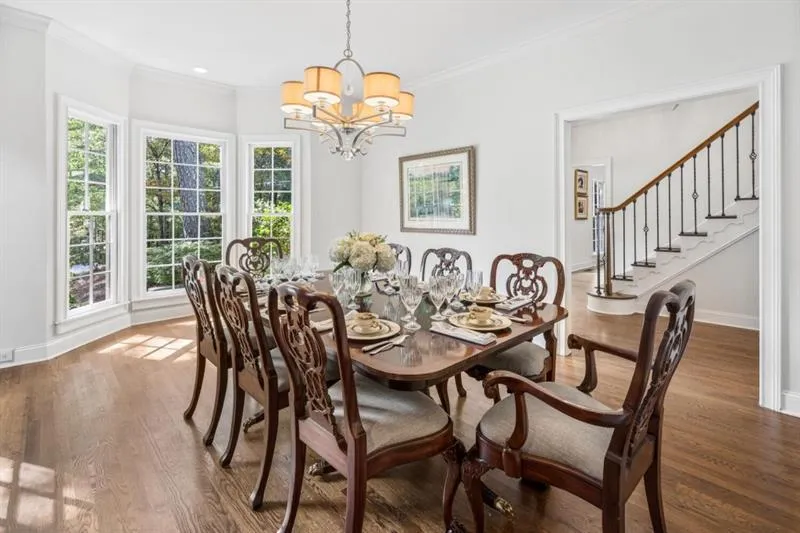 715 Tanglewood Trail, Sandy Springs, Georgia 30327, 5 Bedrooms Bedrooms, ,4 BathroomsBathrooms,Residential,Sold,715 Tanglewood Trail,6852087