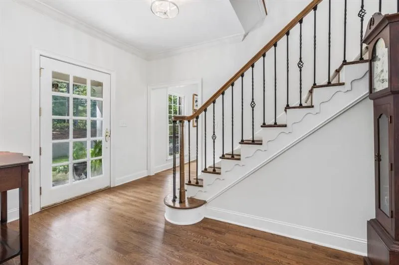 715 Tanglewood Trail, Sandy Springs, Georgia 30327, 5 Bedrooms Bedrooms, ,4 BathroomsBathrooms,Residential,Sold,715 Tanglewood Trail,6852087