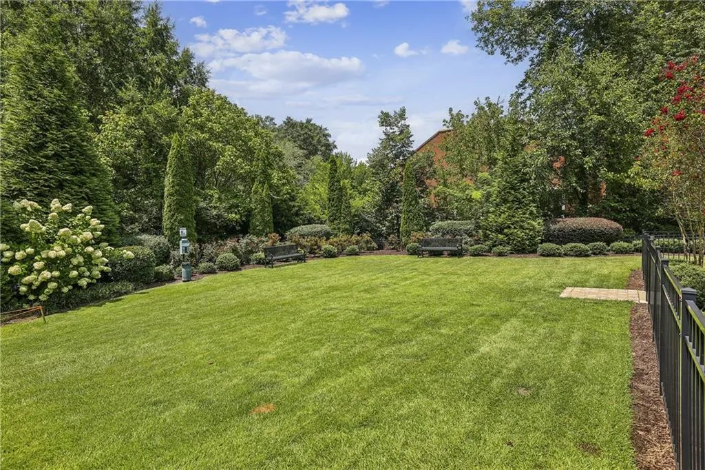 280 Chastain Park Drive Ne, Atlanta, Georgia 30342, 4 Bedrooms Bedrooms, ,3 BathroomsBathrooms,Residential,For Sale,280 Chastain Park Drive Ne,7623161