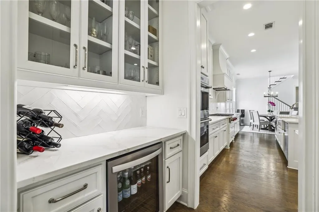 280 Chastain Park Drive Ne, Atlanta, Georgia 30342, 4 Bedrooms Bedrooms, ,3 BathroomsBathrooms,Residential,For Sale,280 Chastain Park Drive Ne,7623161