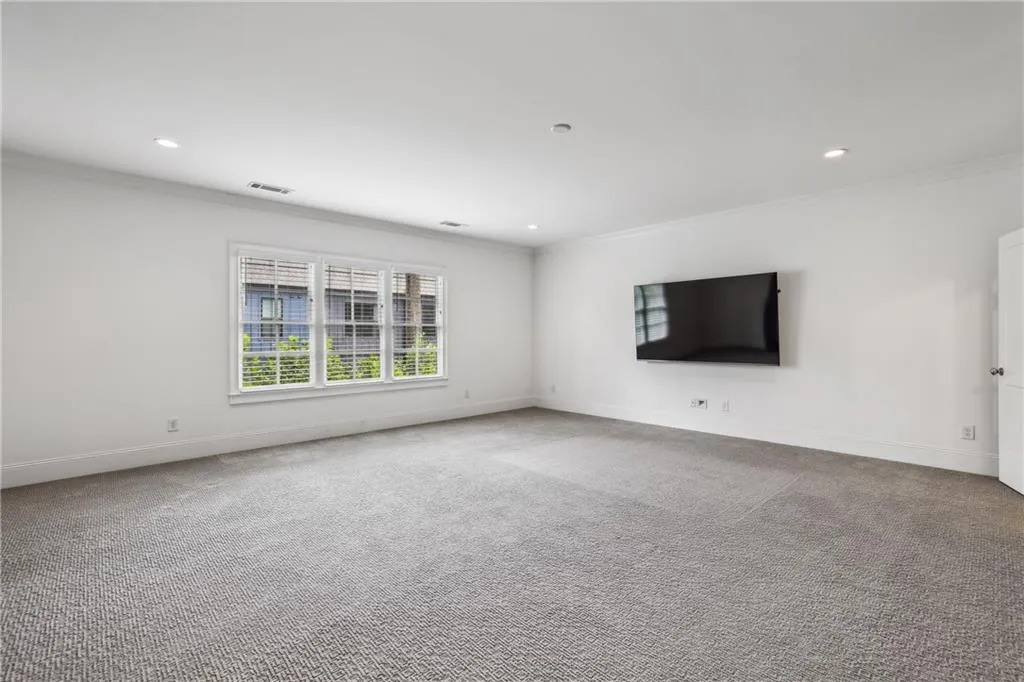 280 Chastain Park Drive Ne, Atlanta, Georgia 30342, 4 Bedrooms Bedrooms, ,3 BathroomsBathrooms,Residential,For Sale,280 Chastain Park Drive Ne,7623161