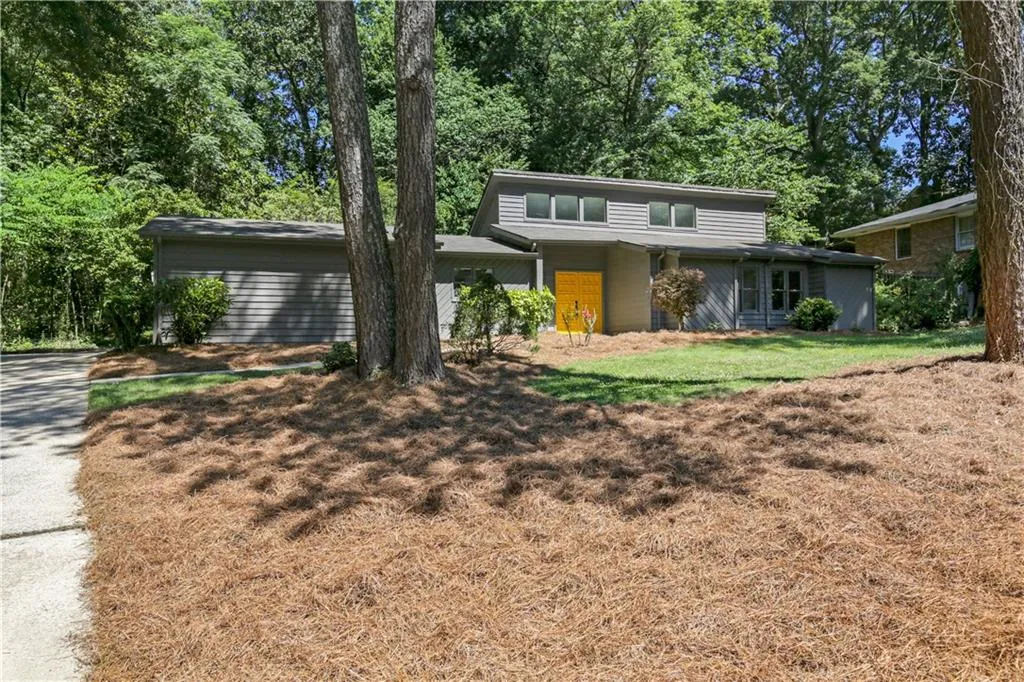 6570 Burdett Drive, Atlanta, Georgia 30328, 3 Bedrooms Bedrooms, ,2 BathroomsBathrooms,Residential,Sold,6570 Burdett Drive,7351624