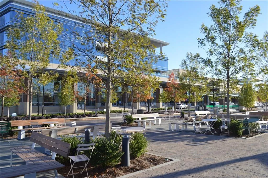 6570 Burdett Drive, Atlanta, Georgia 30328, 3 Bedrooms Bedrooms, ,2 BathroomsBathrooms,Residential,Sold,6570 Burdett Drive,7351624