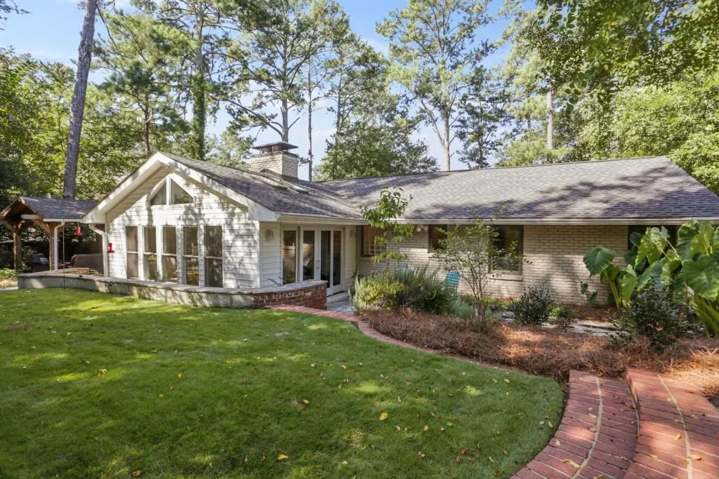 4825 Northway Drive, Atlanta, Georgia 30342, 3 Bedrooms Bedrooms, ,2 BathroomsBathrooms,Residential,Sold,4825 Northway Drive,6785311