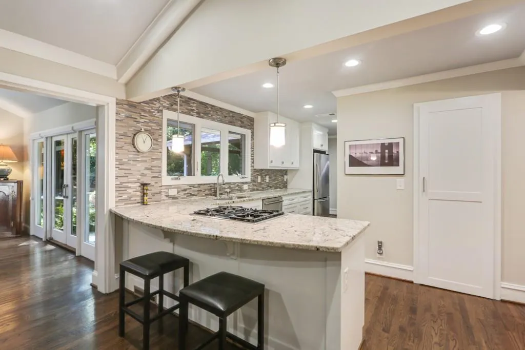 4825 Northway Drive, Atlanta, Georgia 30342, 3 Bedrooms Bedrooms, ,2 BathroomsBathrooms,Residential,Sold,4825 Northway Drive,6785311