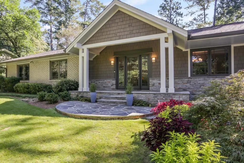 4825 Northway Drive, Atlanta, Georgia 30342, 3 Bedrooms Bedrooms, ,2 BathroomsBathrooms,Residential,Sold,4825 Northway Drive,6785311