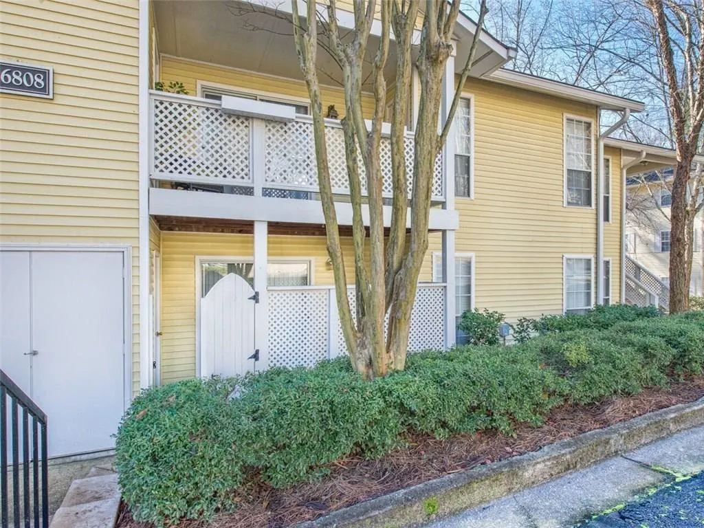 6808 Glenridge Drive Unit H, Atlanta, Georgia 30328, 1 Bedroom Bedrooms, ,Residential,Sold,6808 Glenridge Drive Unit H,5715684