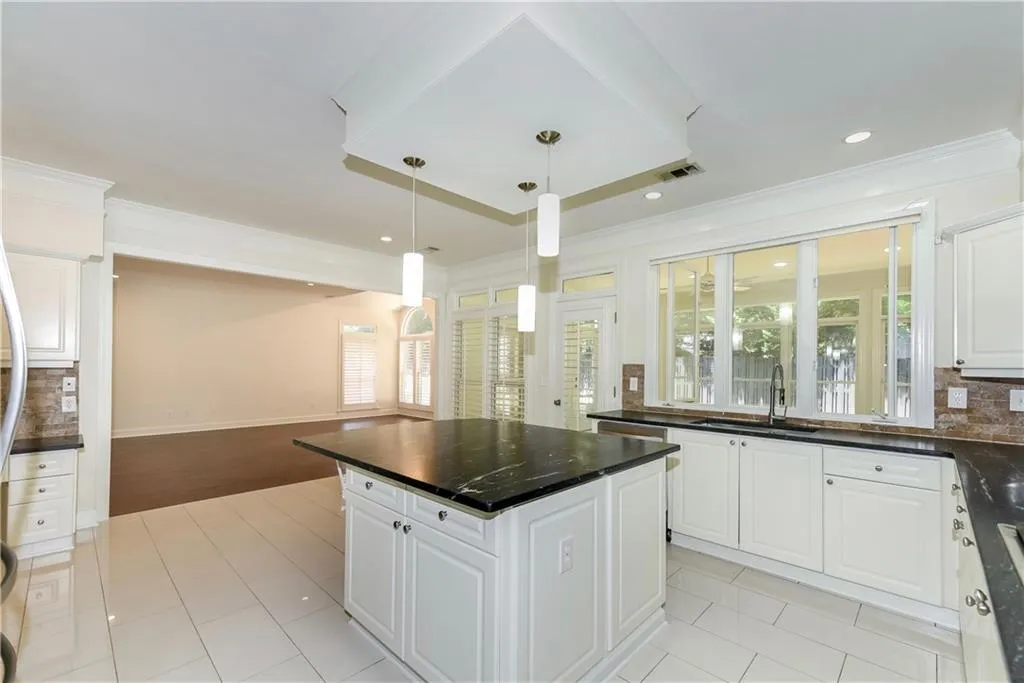 345 Craighead Drive, Atlanta, Georgia 30319, 4 Bedrooms Bedrooms, ,3 BathroomsBathrooms,Residential,Sold,345 Craighead Drive,6592549