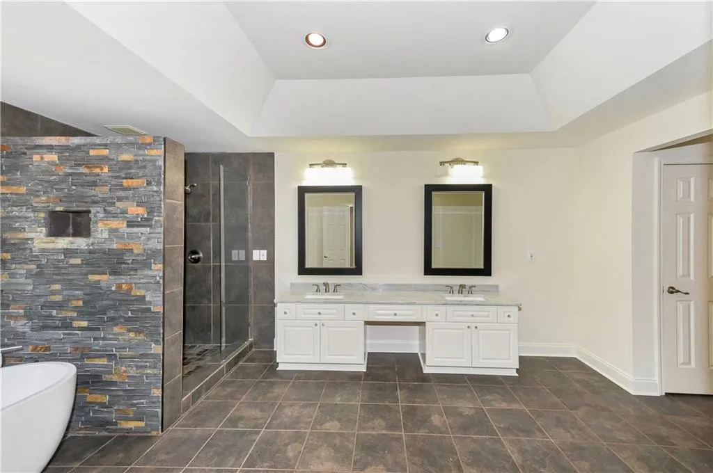 345 Craighead Drive, Atlanta, Georgia 30319, 4 Bedrooms Bedrooms, ,3 BathroomsBathrooms,Residential,Sold,345 Craighead Drive,6592549