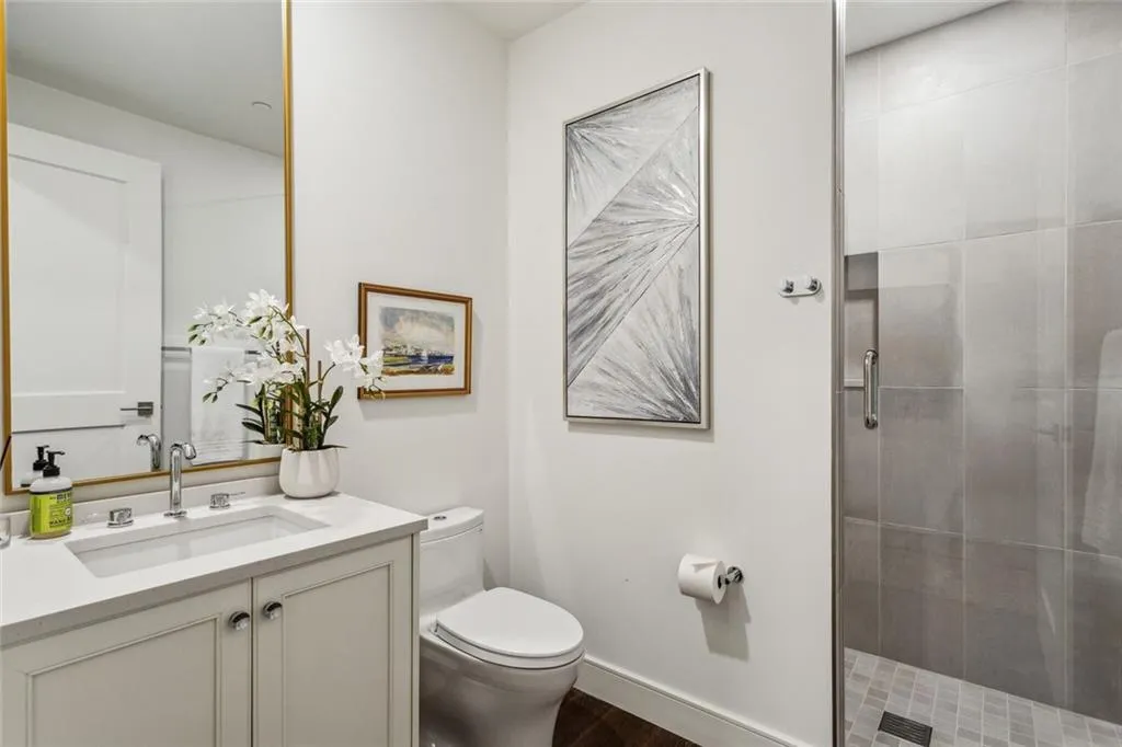 2520 Peachtree St Unit 602_011