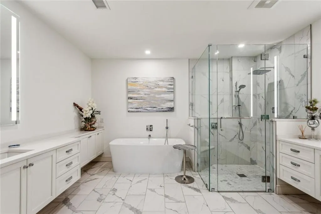 2520 Peachtree St Unit 602_076