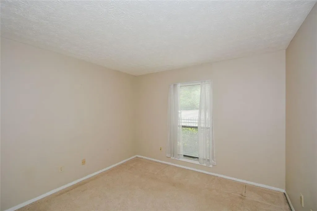 1607 Woodcliff Drive, Sandy Springs, Georgia 30350, 2 Bedrooms Bedrooms, ,2 BathroomsBathrooms,Residential,Sold,1607 Woodcliff Drive,6952680