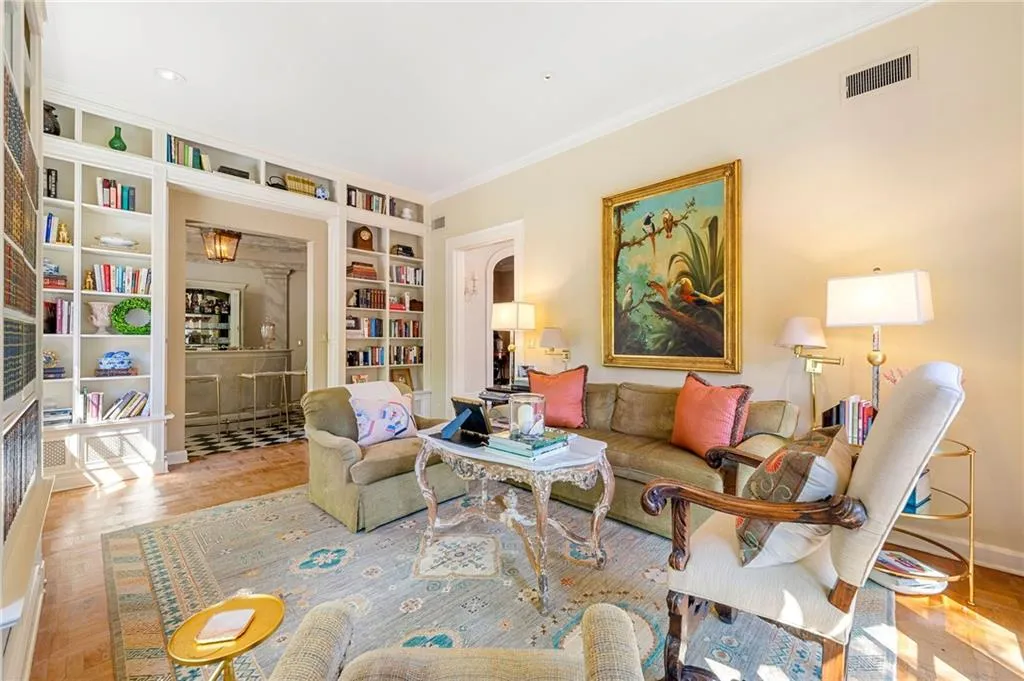 8 W Andrews Drive Nw, Atlanta, Georgia 30305, 5 Bedrooms Bedrooms, ,6 BathroomsBathrooms,Residential,For Sale,8 W Andrews Drive Nw,7553262