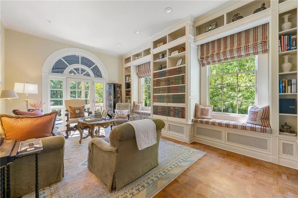 8 W Andrews Drive Nw, Atlanta, Georgia 30305, 5 Bedrooms Bedrooms, ,6 BathroomsBathrooms,Residential,For Sale,8 W Andrews Drive Nw,7553262