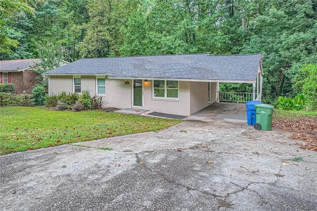 700 Symphony Lane Nw, Atlanta, Georgia 30318, 3 Bedrooms Bedrooms, ,1 BathroomBathrooms,Residential,For Sale,700 Symphony Lane Nw,7455129