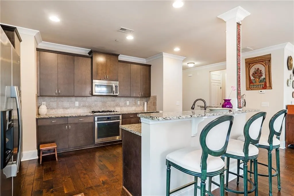 7700 Glisten Avenue, Atlanta, Georgia 30328, 4 Bedrooms Bedrooms, ,3 BathroomsBathrooms,Residential,Sold,7700 Glisten Avenue,6124220