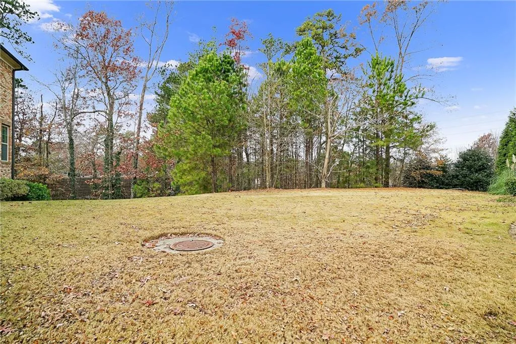 7700 Glisten Avenue, Atlanta, Georgia 30328, 4 Bedrooms Bedrooms, ,3 BathroomsBathrooms,Residential,Sold,7700 Glisten Avenue,6124220