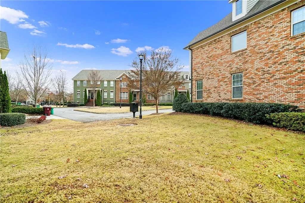 7700 Glisten Avenue, Atlanta, Georgia 30328, 4 Bedrooms Bedrooms, ,3 BathroomsBathrooms,Residential,Sold,7700 Glisten Avenue,6124220