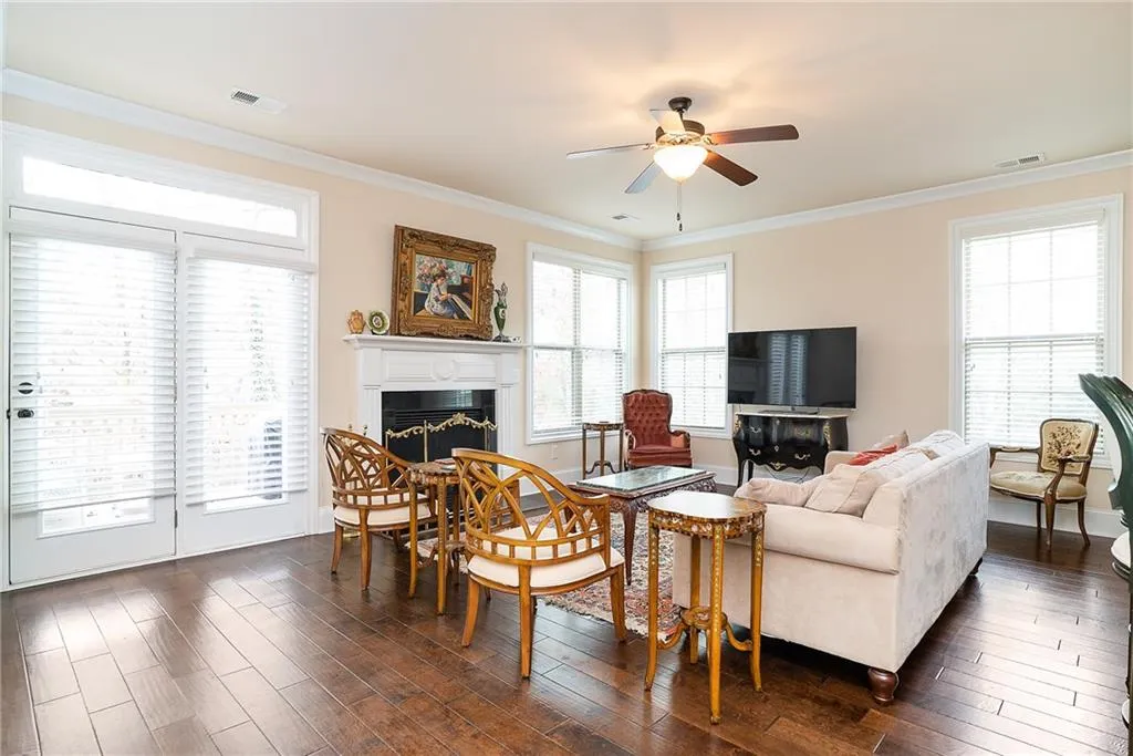 7700 Glisten Avenue, Atlanta, Georgia 30328, 4 Bedrooms Bedrooms, ,3 BathroomsBathrooms,Residential,Sold,7700 Glisten Avenue,6124220