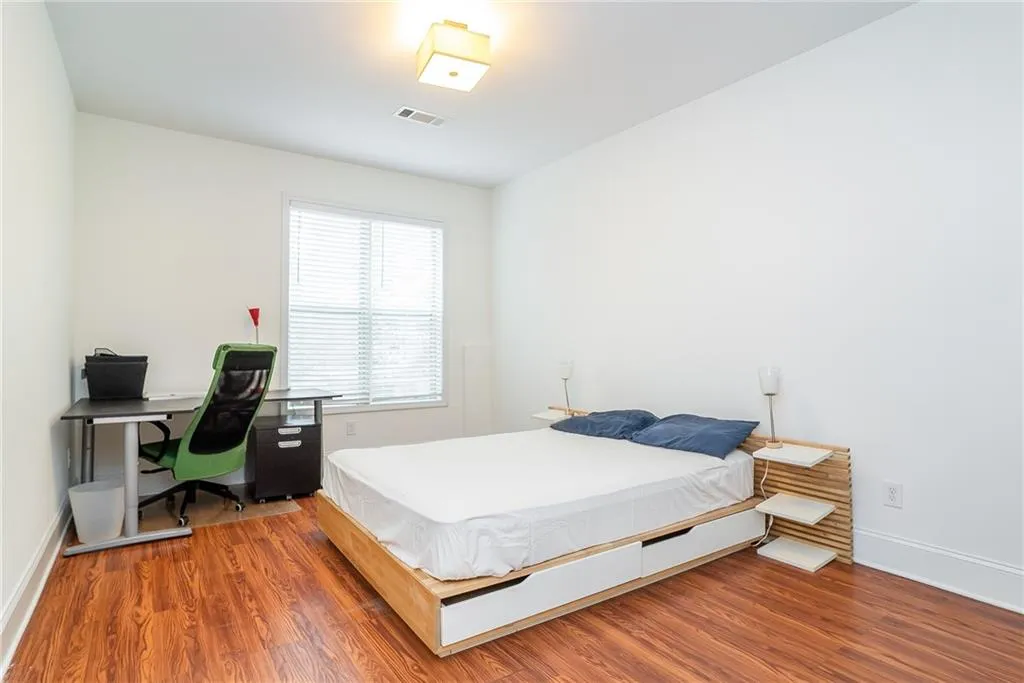 7700 Glisten Avenue, Atlanta, Georgia 30328, 4 Bedrooms Bedrooms, ,3 BathroomsBathrooms,Residential,Sold,7700 Glisten Avenue,6124220