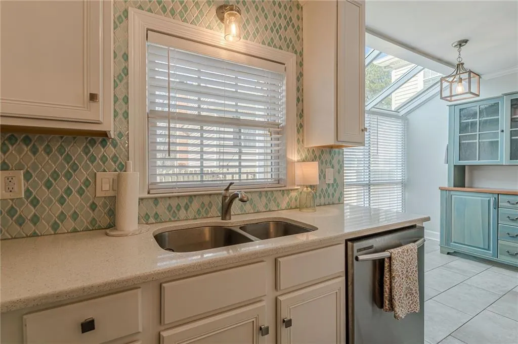 35 Mount Vernon Circle, Atlanta, Georgia 30338, 2 Bedrooms Bedrooms, ,2 BathroomsBathrooms,Residential,Sold,35 Mount Vernon Circle,7512568