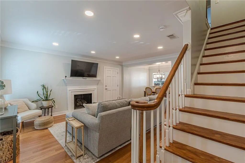 35 Mount Vernon Circle, Atlanta, Georgia 30338, 2 Bedrooms Bedrooms, ,2 BathroomsBathrooms,Residential,Sold,35 Mount Vernon Circle,7512568