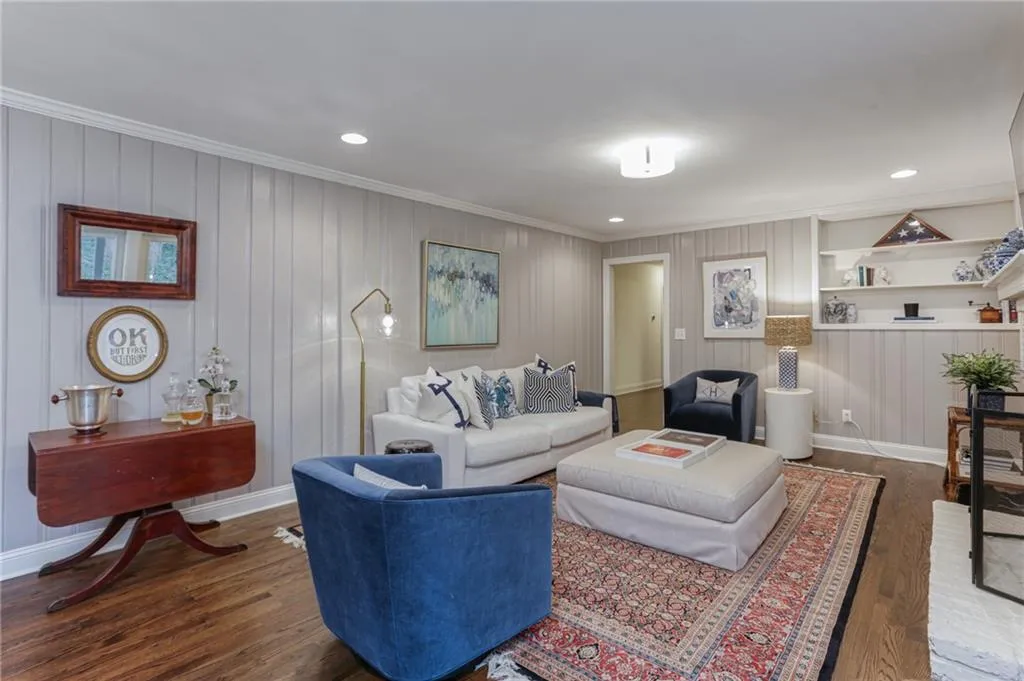 315 Montevallo Drive, Atlanta, Georgia 30342, 4 Bedrooms Bedrooms, ,3 BathroomsBathrooms,Residential,Sold,315 Montevallo Drive,6672824