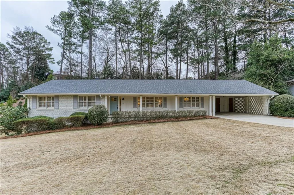 315 Montevallo Drive, Atlanta, Georgia 30342, 4 Bedrooms Bedrooms, ,3 BathroomsBathrooms,Residential,Sold,315 Montevallo Drive,6672824