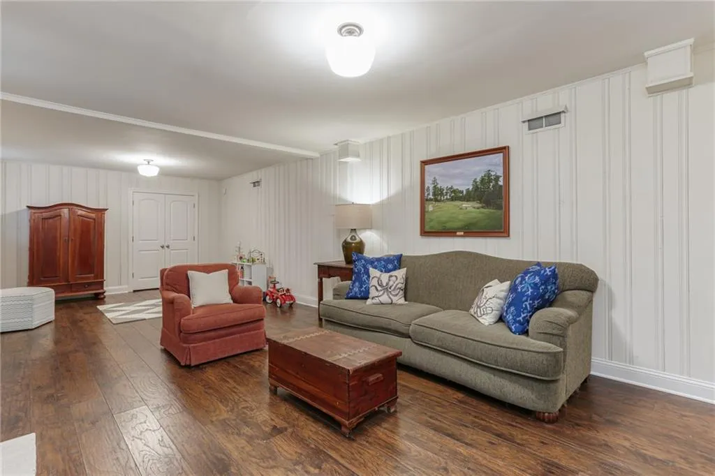 315 Montevallo Drive, Atlanta, Georgia 30342, 4 Bedrooms Bedrooms, ,3 BathroomsBathrooms,Residential,Sold,315 Montevallo Drive,6672824