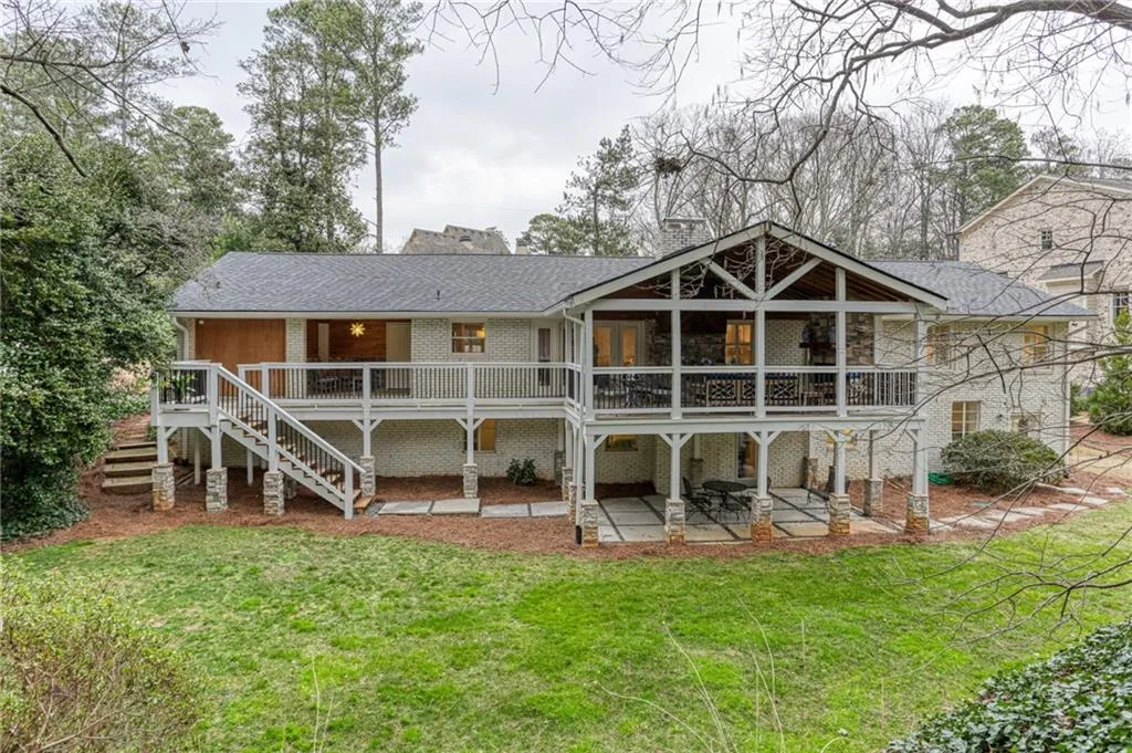 315 Montevallo Drive, Atlanta, Georgia 30342, 4 Bedrooms Bedrooms, ,3 BathroomsBathrooms,Residential,Sold,315 Montevallo Drive,6672824