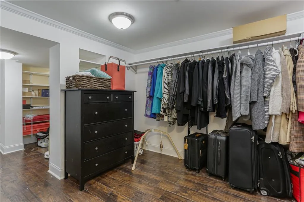 315 Montevallo Drive, Atlanta, Georgia 30342, 4 Bedrooms Bedrooms, ,3 BathroomsBathrooms,Residential,Sold,315 Montevallo Drive,6672824