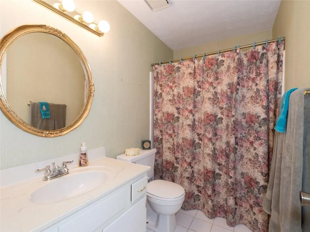 904 Woodcliff Drive Unit 904, Sandy Springs, Georgia 30350, 2 Bedrooms Bedrooms, ,2 BathroomsBathrooms,Residential,Sold,904 Woodcliff Drive Unit 904,5702992