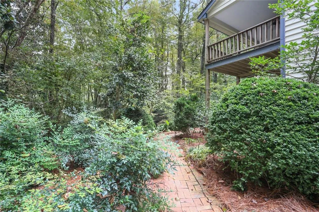 770 River Gate Drive, Sandy Springs, Georgia 30350, 4 Bedrooms Bedrooms, ,2 BathroomsBathrooms,Residential,Sold,770 River Gate Drive,6798444