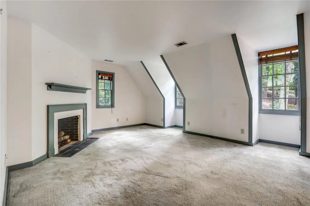 770 River Gate Drive, Sandy Springs, Georgia 30350, 4 Bedrooms Bedrooms, ,2 BathroomsBathrooms,Residential,Sold,770 River Gate Drive,6798444