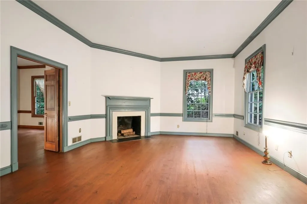 770 River Gate Drive, Sandy Springs, Georgia 30350, 4 Bedrooms Bedrooms, ,2 BathroomsBathrooms,Residential,Sold,770 River Gate Drive,6798444
