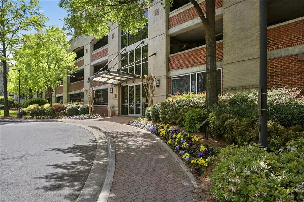 3180 Mathieson Drive Unit 1203, Atlanta, Georgia 30305, 1 Bedroom Bedrooms, ,1 BathroomBathrooms,Residential,Sold,3180 Mathieson Drive Unit 1203,6113193
