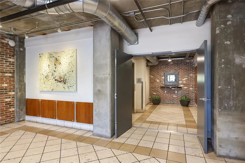 3180 Mathieson Drive Unit 1203, Atlanta, Georgia 30305, 1 Bedroom Bedrooms, ,1 BathroomBathrooms,Residential,Sold,3180 Mathieson Drive Unit 1203,6113193
