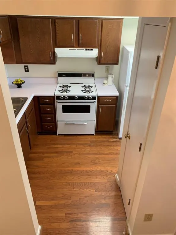 304 Wedgewood Way, Atlanta, Georgia 30350, 2 Bedrooms Bedrooms, ,2 BathroomsBathrooms,Residential,Sold,304 Wedgewood Way,6556166