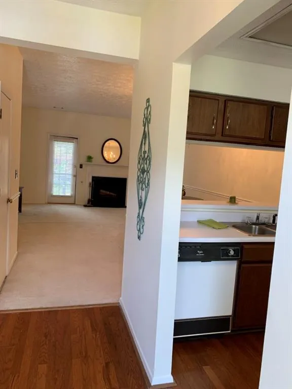 304 Wedgewood Way, Atlanta, Georgia 30350, 2 Bedrooms Bedrooms, ,2 BathroomsBathrooms,Residential,Sold,304 Wedgewood Way,6556166