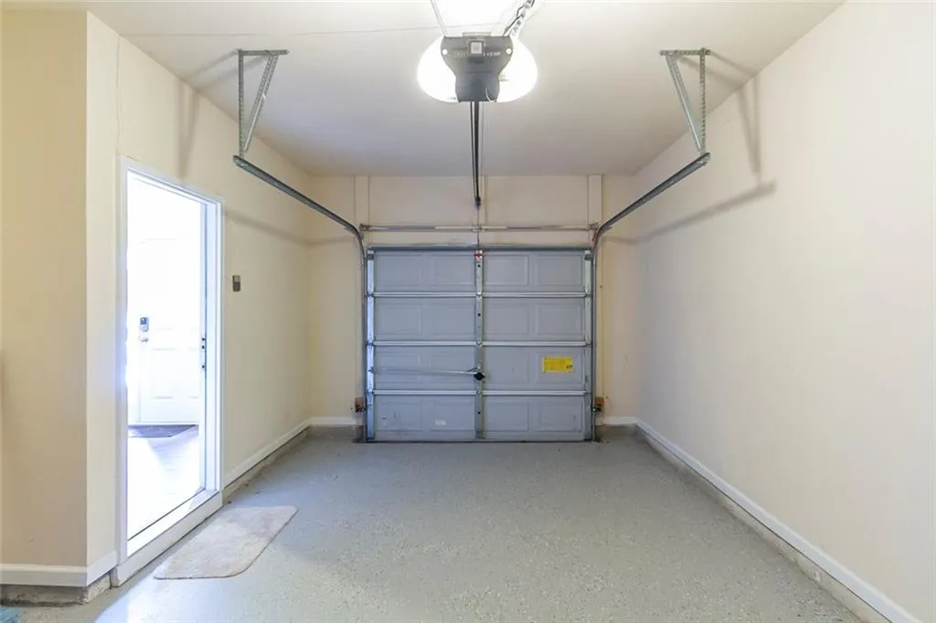 7820 Kiverton Place, Atlanta, Georgia 30350, 4 Bedrooms Bedrooms, ,3 BathroomsBathrooms,Residential,Sold,7820 Kiverton Place,7023147