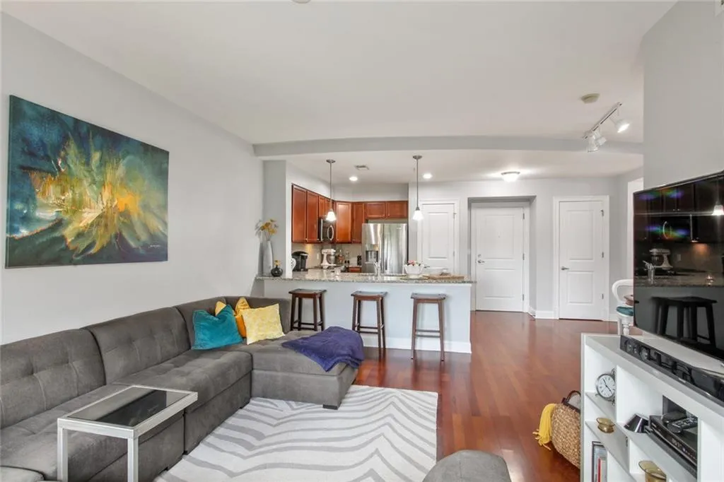 200 River Vista Drive Unit 501, Atlanta, Georgia 30339, 1 Bedroom Bedrooms, ,1 BathroomBathrooms,Residential,Sold,200 River Vista Drive Unit 501,6940618
